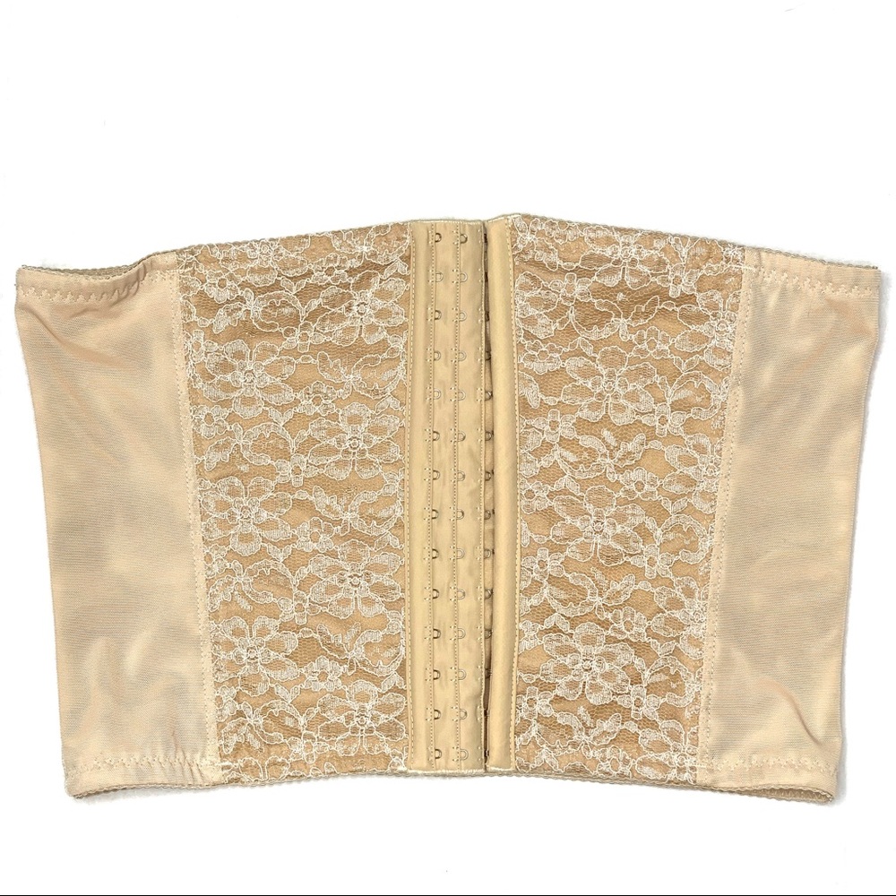 Woman’s boned tummy control waist cincher size 3XL